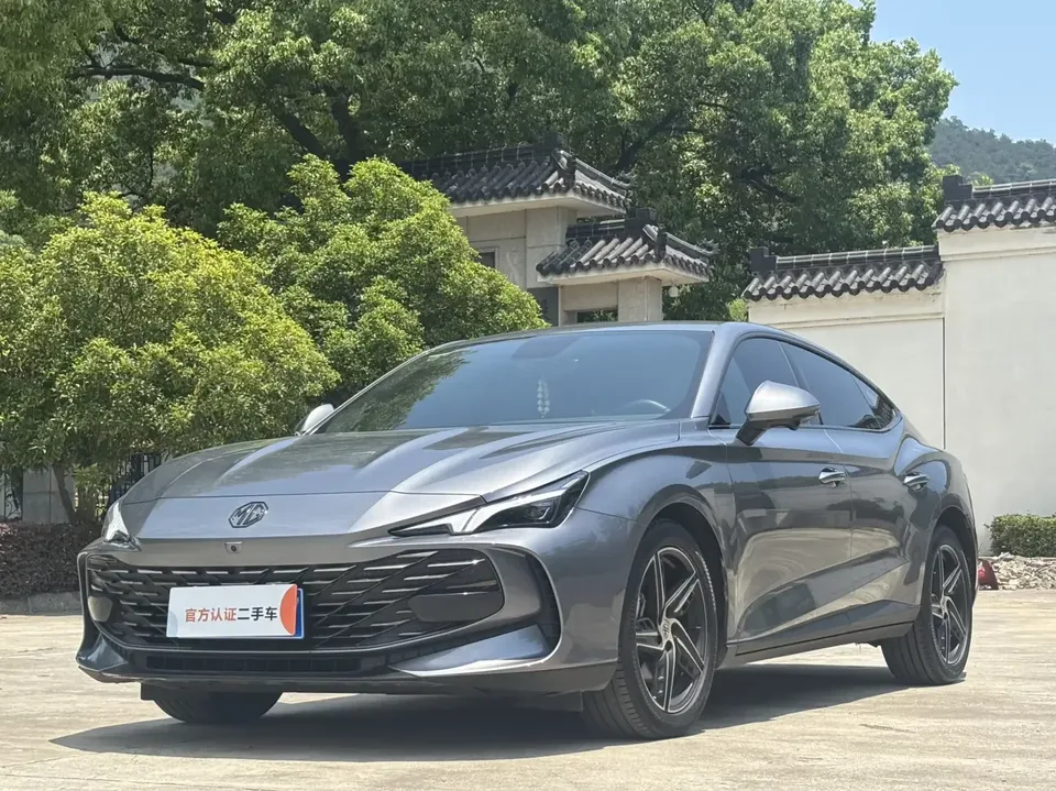 MG 7 MG7 2023 1.5T DCT Elegant Edition 2023 — photo 1, buy with delivery to Moscow