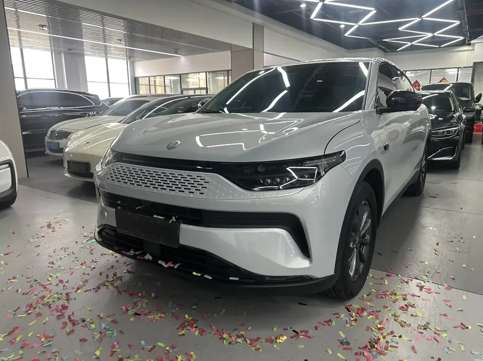 Leapmotor Zero running C11 Zero running C11 2023 Extended Range 300 Comfort Edition 2023 — photo 1, buy with delivery to Moscow