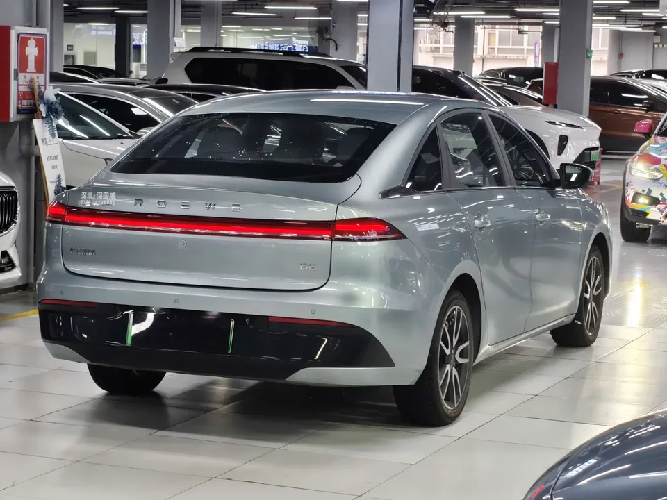 Roewe D6 Roewe D6 2025 520km Smart Edition 2025 — thumbnail 2