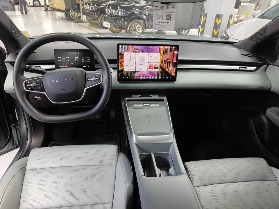 Roewe D6 Roewe D6 2025 520km Smart Edition 2025 — thumbnail 5