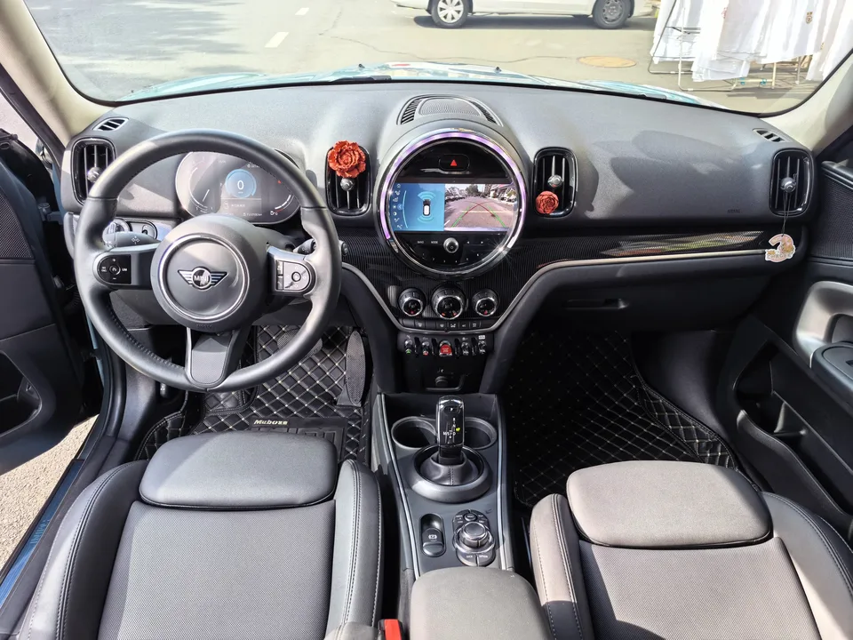MINI Countryman MINI COUNTRYMAN 2023 Modified 1.5T COOPER ALL4 Connoisseur 2024 — миниатюра 2