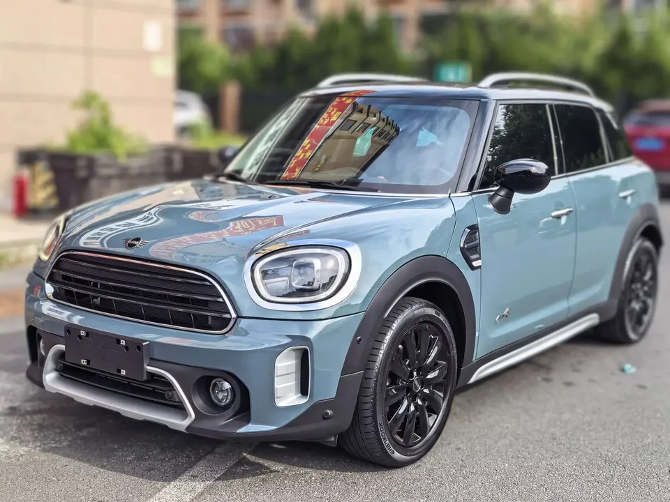 MINI Countryman MINI COUNTRYMAN 2023 Modified 1.5T COOPER ALL4 Connoisseur 2024 — фото 1, купить с доставкой в Москву