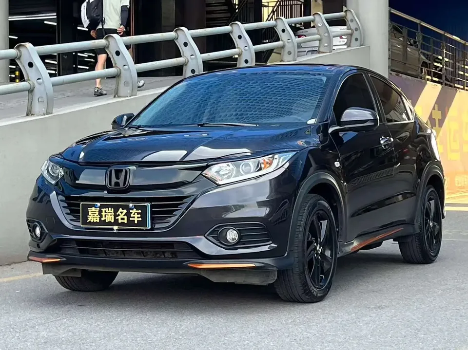 Honda VEZEL Binzhi 2022 1.5L CVT Phantom Night Pioneer Edition 2022 — photo 1, buy with delivery to Moscow