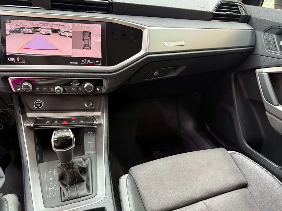 Audi Q3 Audi Q3 2023 35 TFSI Stylish Dynamic 2023 — thumbnail 3
