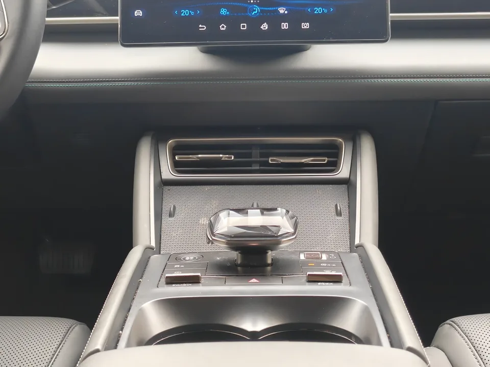 BYD Qin L DM Qin L DM 2024 DM-i 80KM Beyond 2025 — thumbnail 3