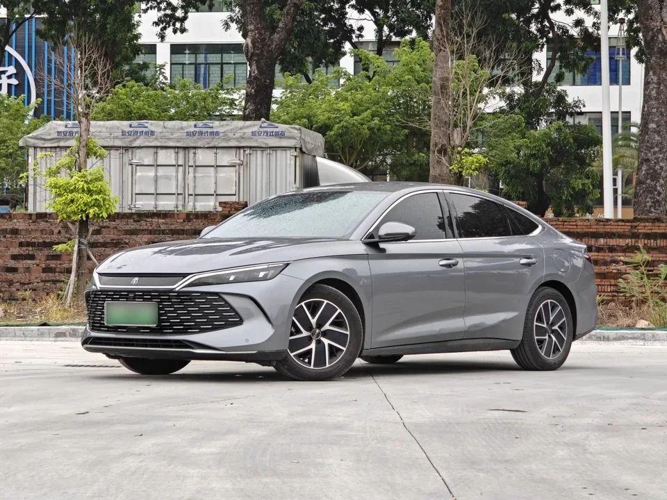 BYD Qin L DM Qin L DM 2024 DM-i 80KM Beyond 2025 — photo 1, buy with delivery to Moscow