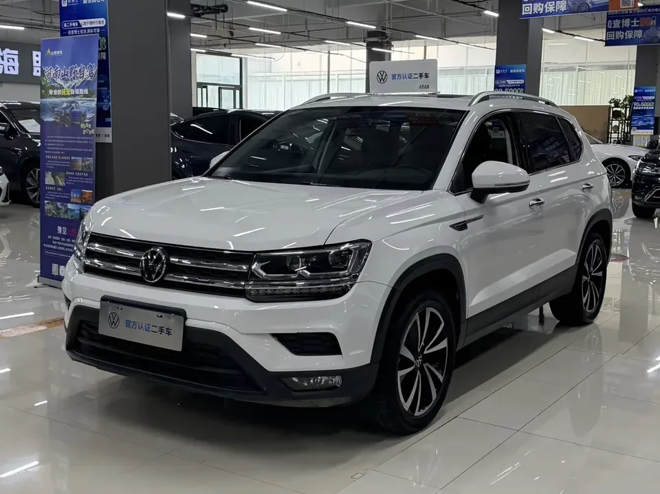 Volkswagen Tharu tuyue 2022 280TSI 2WD Deluxe Edition 2022 — photo 1, buy with delivery to Moscow