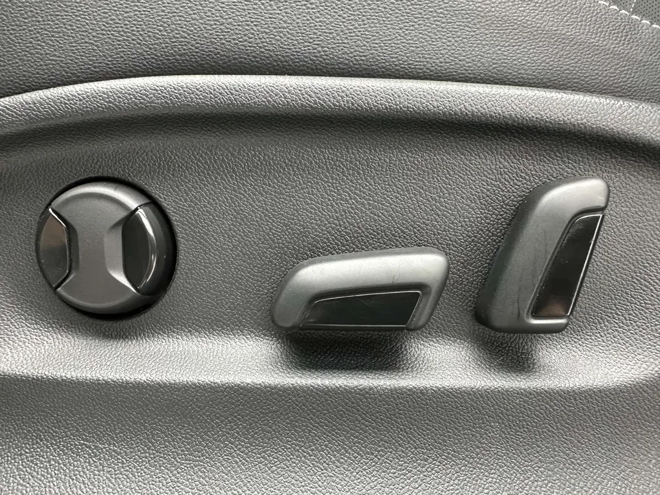 Volkswagen Tiguan L Tiguan L 2023 280TSI Limited Edition 2023 — thumbnail 4