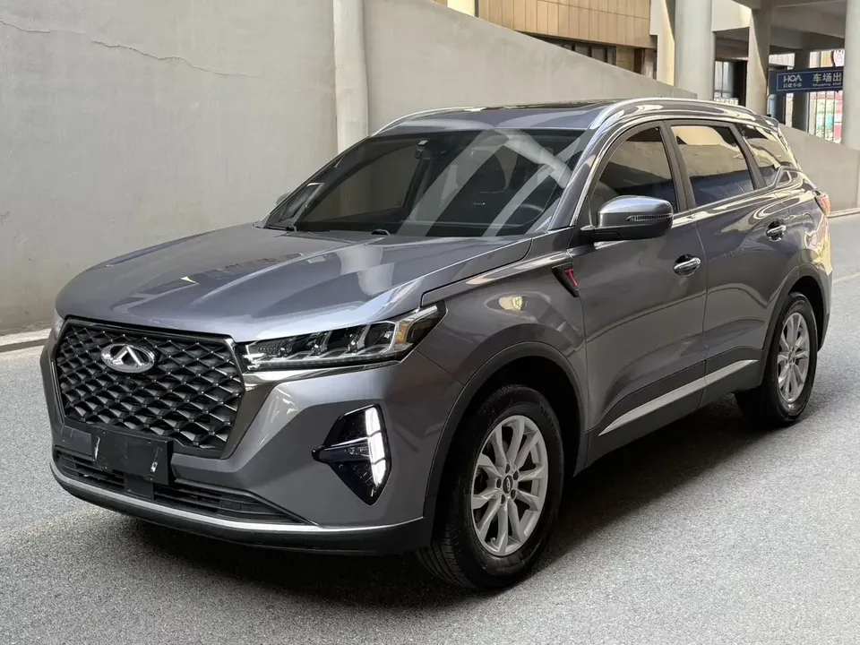 Chery Tiggo 7 Plus Tiggo 7 PLUS 2021 1.5T CVT Luxury 2023 — photo 1, buy with delivery to Moscow