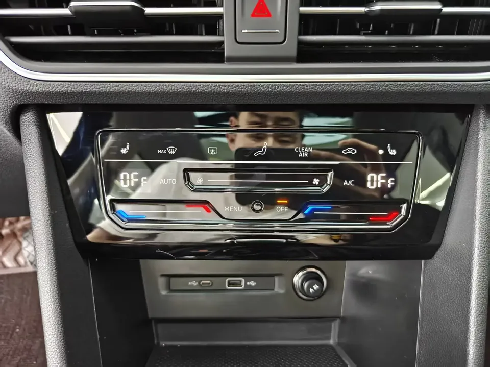 Volkswagen Tiguan L Tiguan L 2023 280TSI Limited Edition 2023 — thumbnail 3