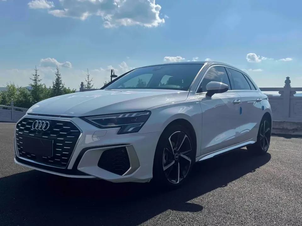 Audi A3 Audi A3 2021 Sportback 35 TFSI Stylish and sporty 2022 — photo 1, buy with delivery to Moscow