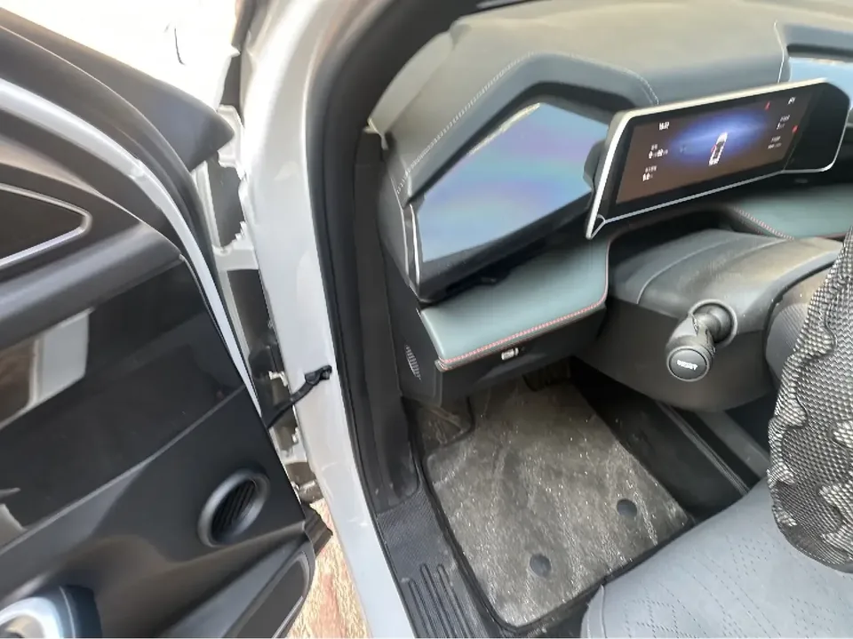 Geely Atlas Boyue 2024 1.5TD Dragon Edition 2025 — thumbnail 4