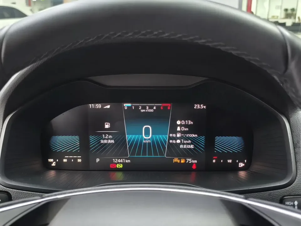 Skoda Karoq Korok 2023 TSI280 Smart Edition 2023 — thumbnail 4