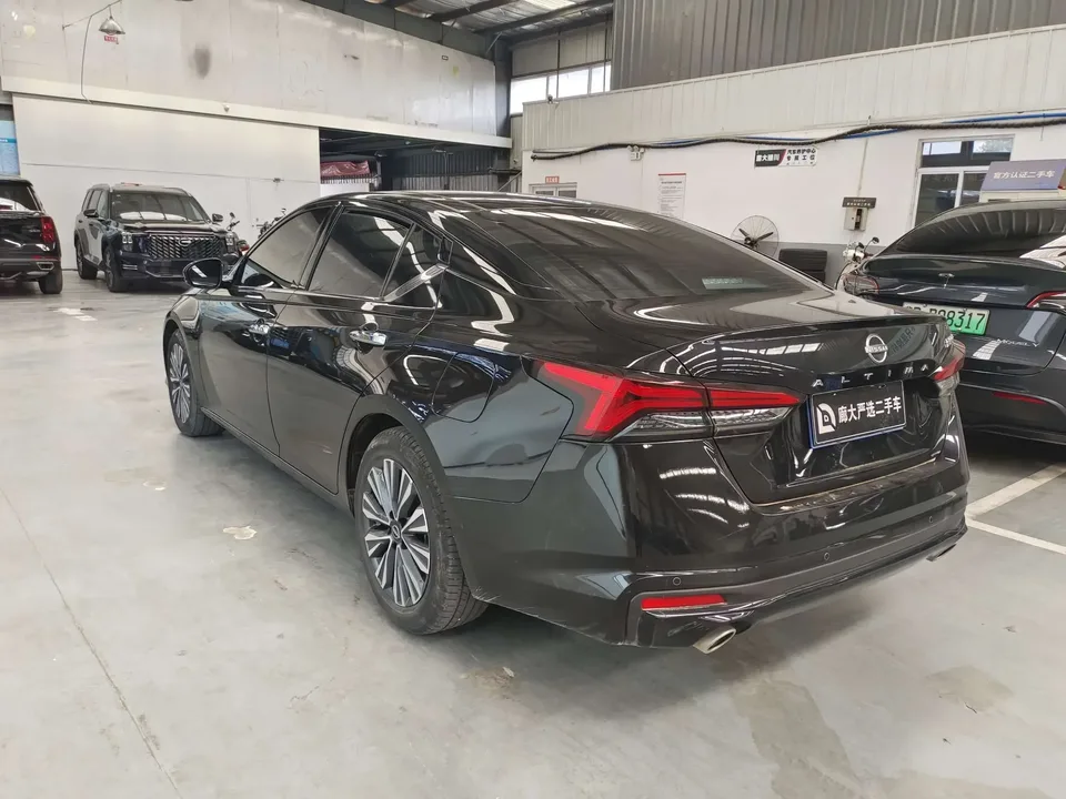 Nissan Altima Sound of nature 2022 2.0L XE Pure Edition 2024 — thumbnail 4