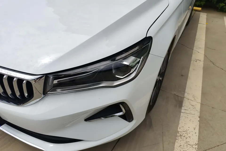 Geely Emgrand emgrand 2025 4th Generation 1.5L CVT Premium 2025 — миниатюра 2
