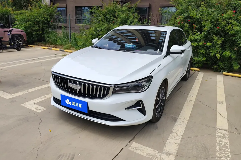 Geely Emgrand emgrand 2025 4th Generation 1.5L CVT Premium 2025 — photo 1, buy with delivery to Moscow
