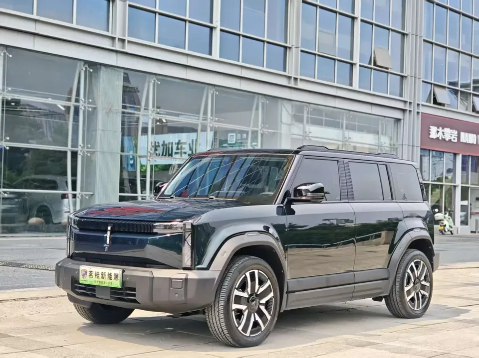 iCAR 03 iCAR 03 2024 Four-wheel drive long-range version 2024 — photo 1, buy with delivery to Moscow
