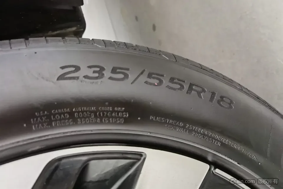 Volkswagen Tiguan L Tiguan L 2023 330TSI 2WD Comfort Edition 2023 — thumbnail 3