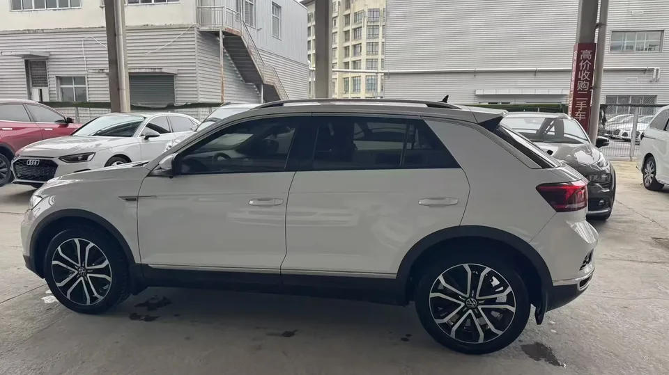 Volkswagen T-Roc TANG 2022 280TSI DSG 2WD Comfort PLUS 2022 — thumbnail 4