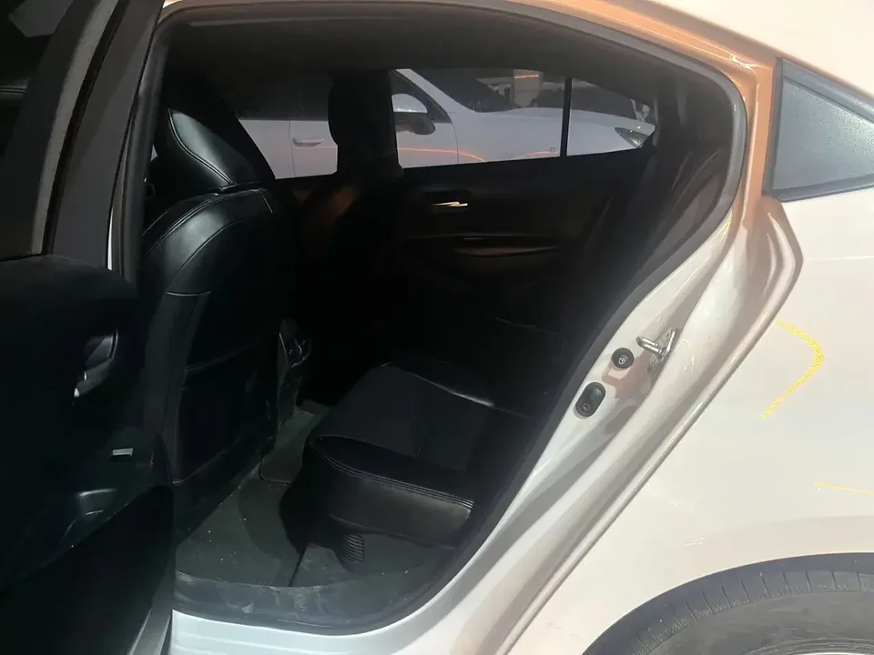 Toyota Corolla Corolla 2023 Intelligent Electric Hybrid Dual Engine 1.8L E-CVT Pioneer Edition 2023 — thumbnail 3