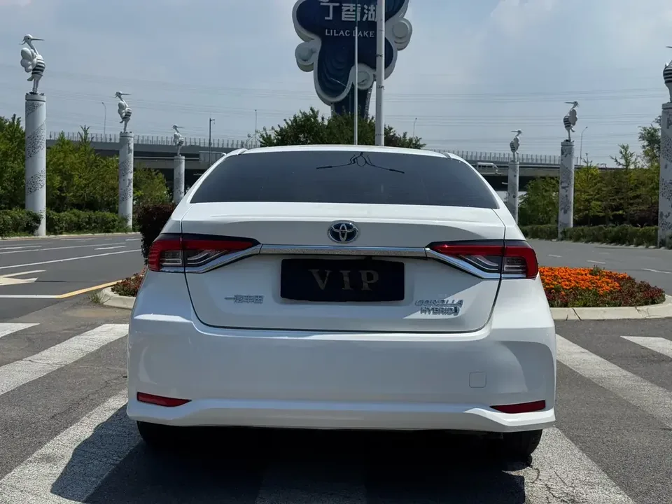 Toyota Corolla Corolla 2023 Intelligent Electric Hybrid Dual Engine 1.8L E-CVT Elite Edition 2023 — thumbnail 2