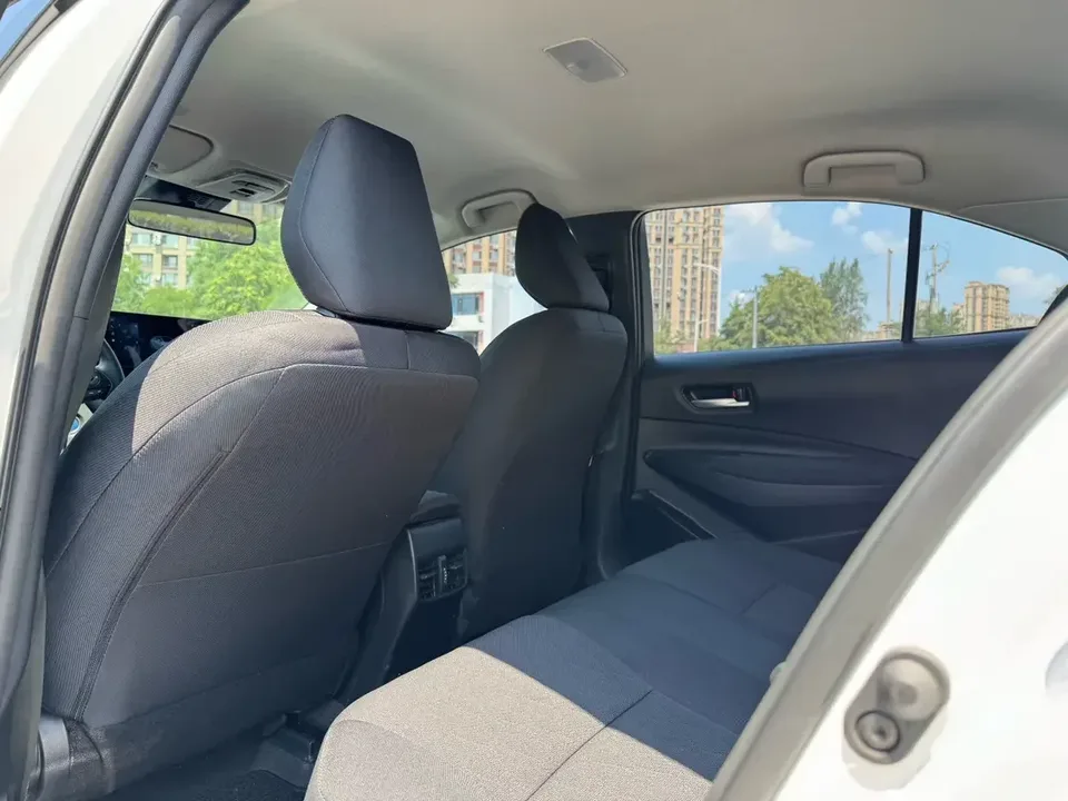 Toyota Corolla Corolla 2023 Intelligent Electric Hybrid Dual Engine 1.8L E-CVT Elite Edition 2023 — thumbnail 3
