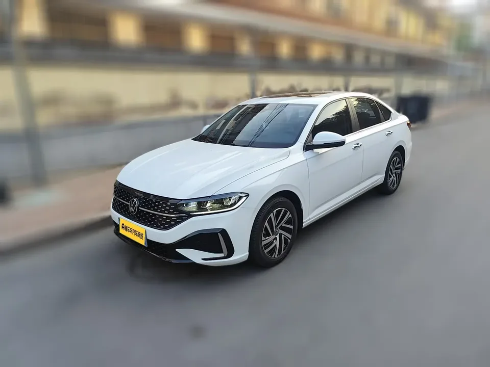 Volkswagen Lavida Lavida 2024 1.5L Automatic Starry Sky 5 Million Edition 2024 — photo 1, buy with delivery to Moscow