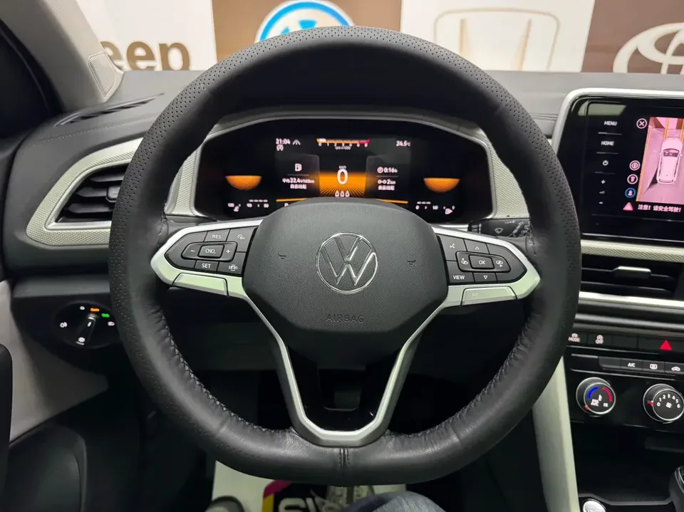 Volkswagen T-Roc TANG 2023 280TSI DSG Time Edition 2023 — thumbnail 5