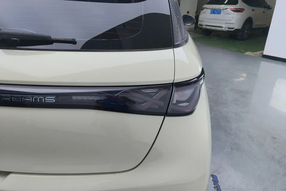 BYD Dolphin dolphin 2023 Fashion version 2023 — thumbnail 2