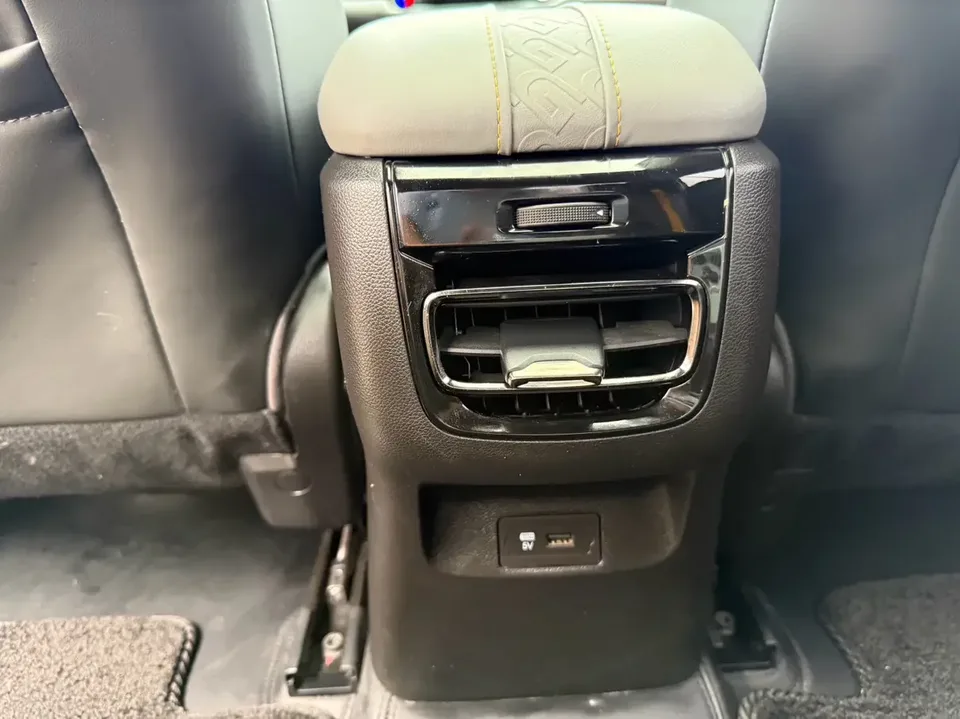GAC Trumpchi Empow Shadow Leopard 2023 270T DCT J16 version 2023 — thumbnail 4