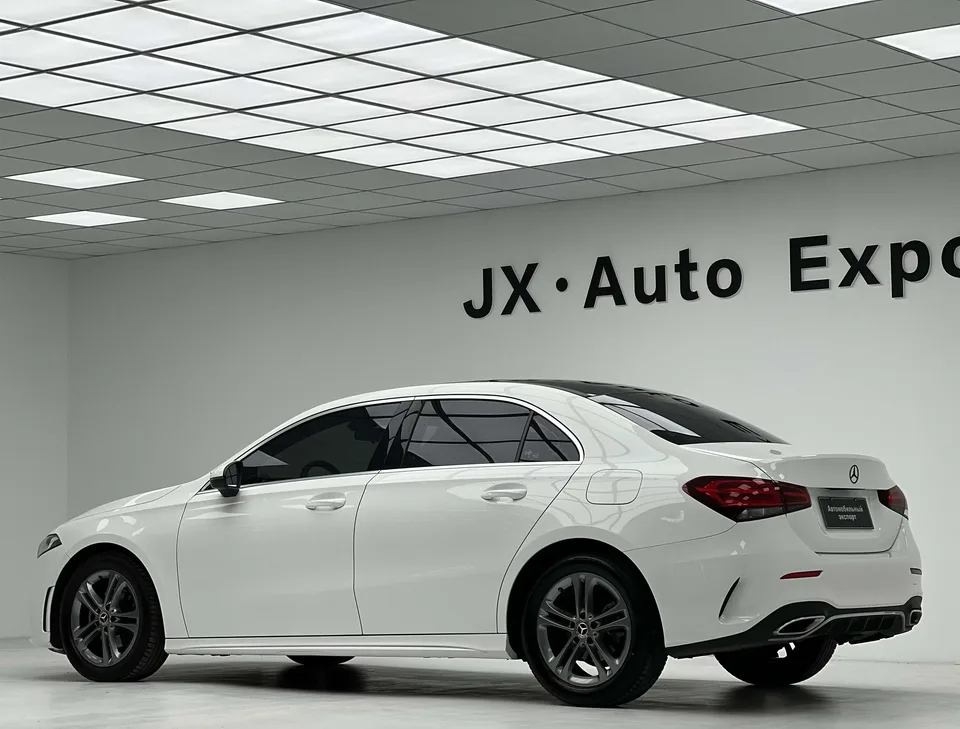 Mercedes-Benz Klasa A Mercedes Benz A Class 2022 A 180 L sports sedan facelift 2023 — thumbnail 2
