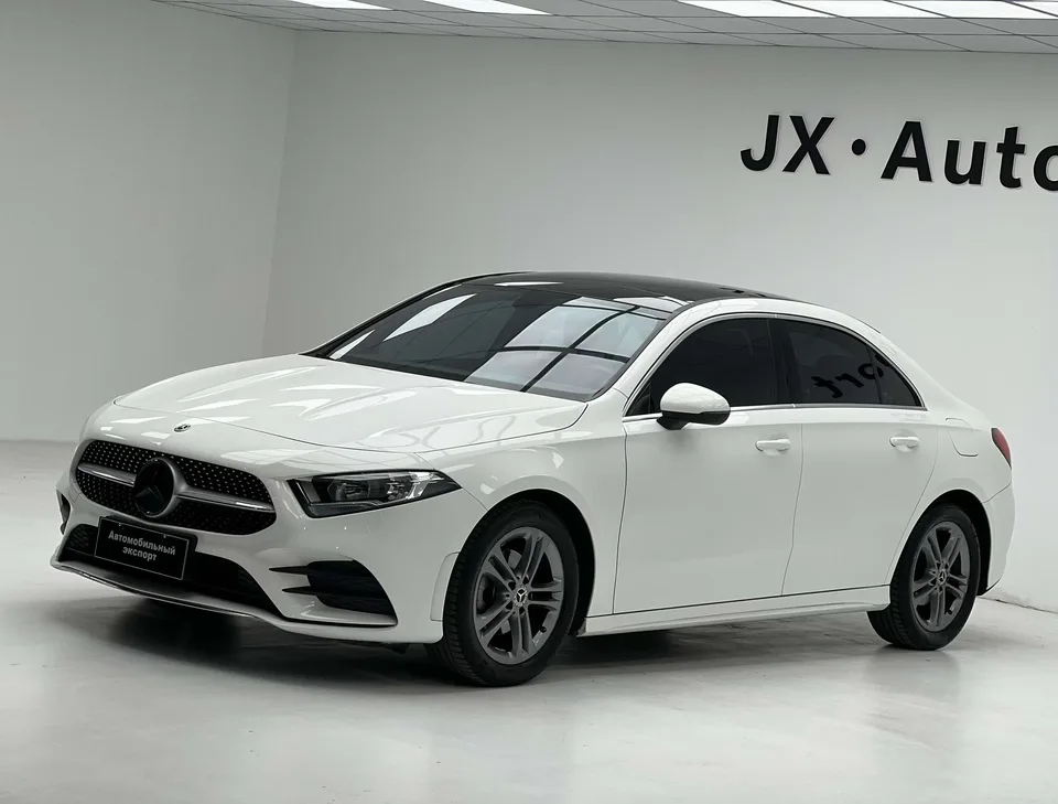 Mercedes-Benz Klasa A Mercedes Benz A Class 2022 A 180 L sports sedan facelift 2023 — photo 1, buy with delivery to Moscow