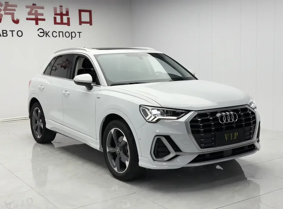 Audi Q3 Audi Q3 2022 35 TFSI Stylish Dynamic 2022 — фото 1, купить с доставкой в Москву
