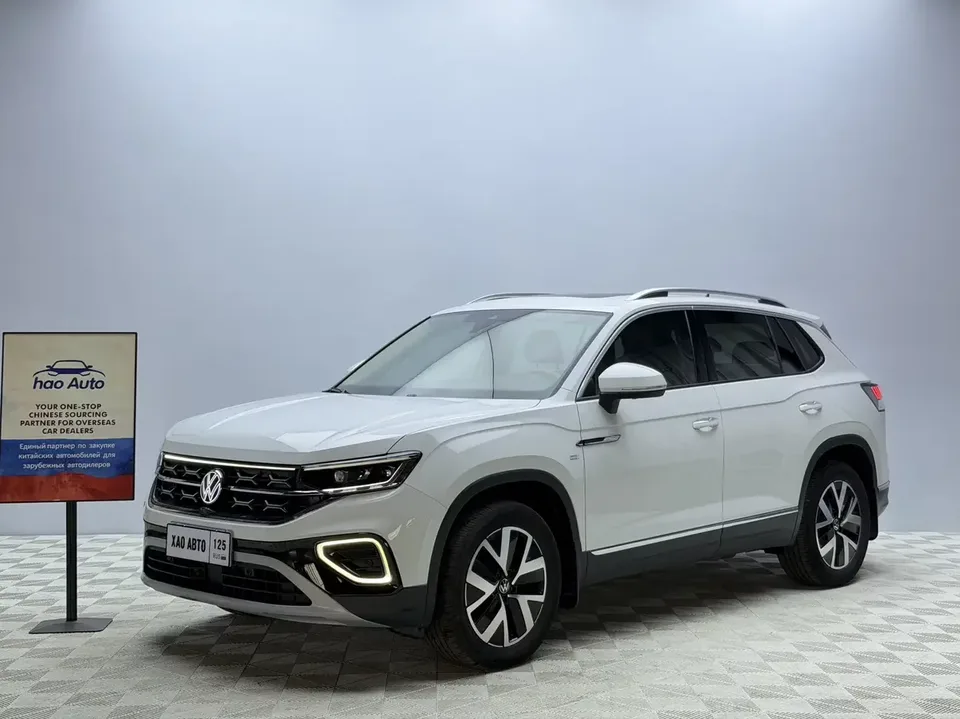 Volkswagen Tayron Tanyue 2023 280TSI 2WD Luxury Plus Advanced Edition 2023 — photo 1, buy with delivery to Moscow