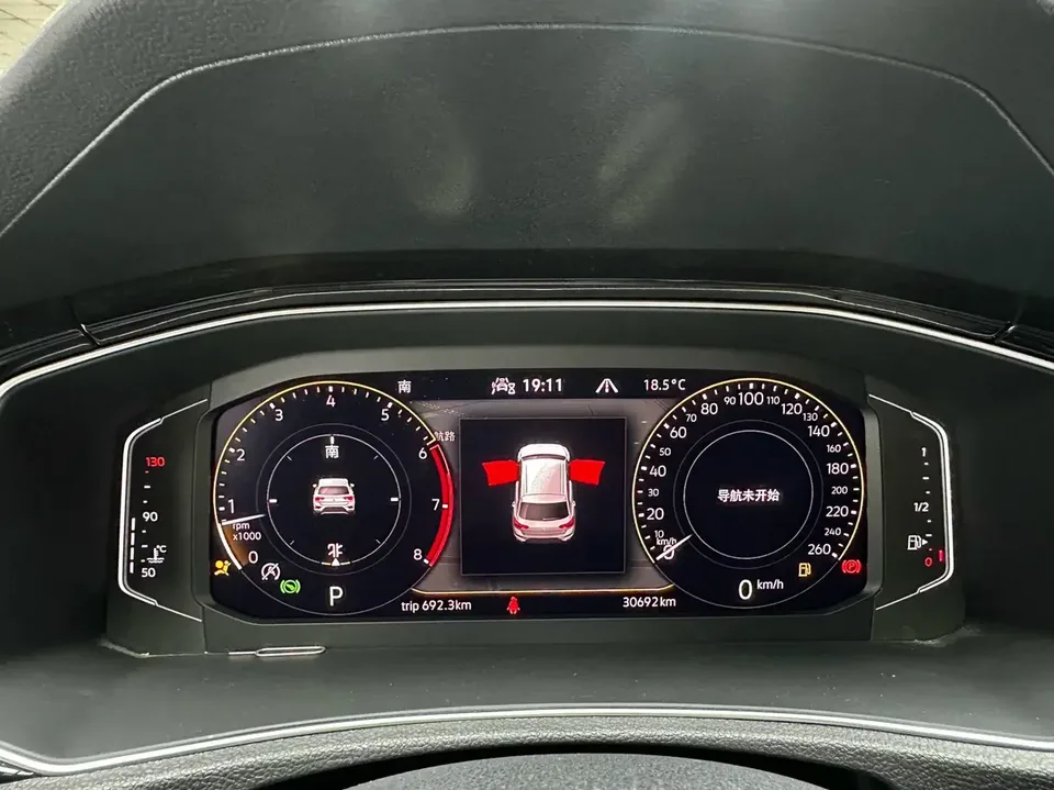 Volkswagen T-Roc TANG 2021 280TSI DSG 2WD Comfort Smart Edition 2022 — thumbnail 4