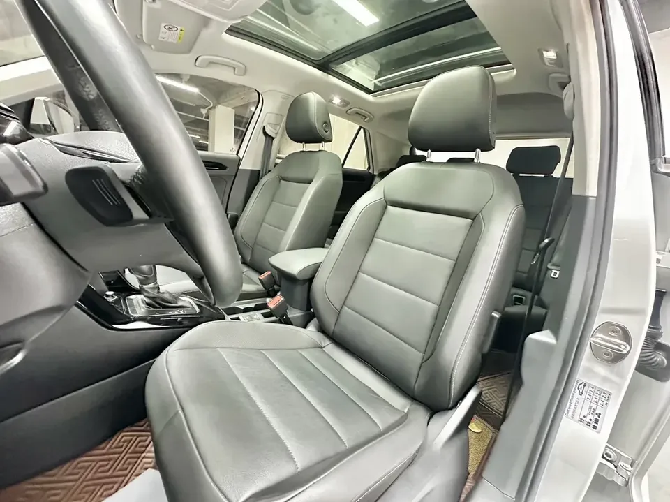 Volkswagen T-Roc TANG 2021 280TSI DSG 2WD Comfort Smart Edition 2022 — thumbnail 5