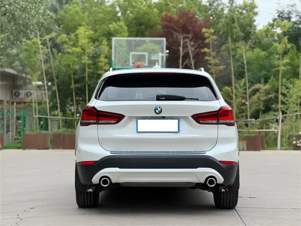 BMW X1 BMW X1 2022 sDrive20Li Fashion 2022 — thumbnail 2