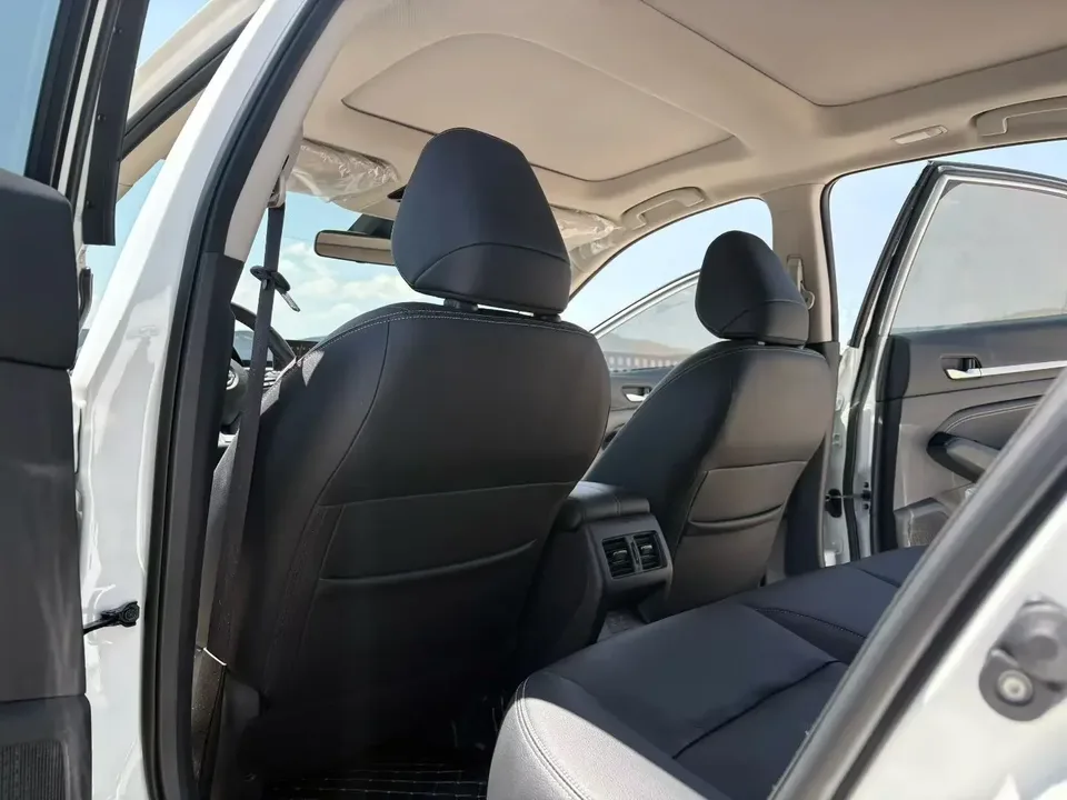 Nissan Altima Sound of nature 2022 2.0L XL-TLS Enjoy Edition 2024 — thumbnail 3