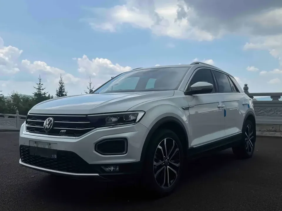 Volkswagen T-Roc TANG 2022 280TSI DSG 2WD Comfort PLUS 2022 — photo 1, buy with delivery to Moscow