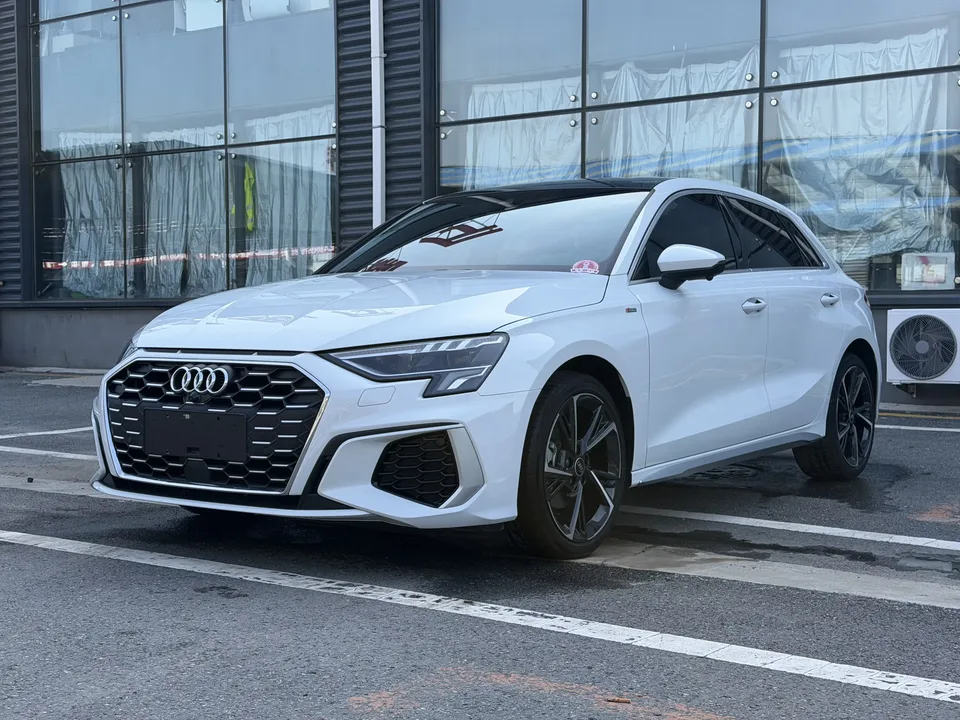 Audi A3 Audi A3 2023 Sportback 35 TFSI facelift: stylish and sporty 2023 — photo 1, buy with delivery to Moscow