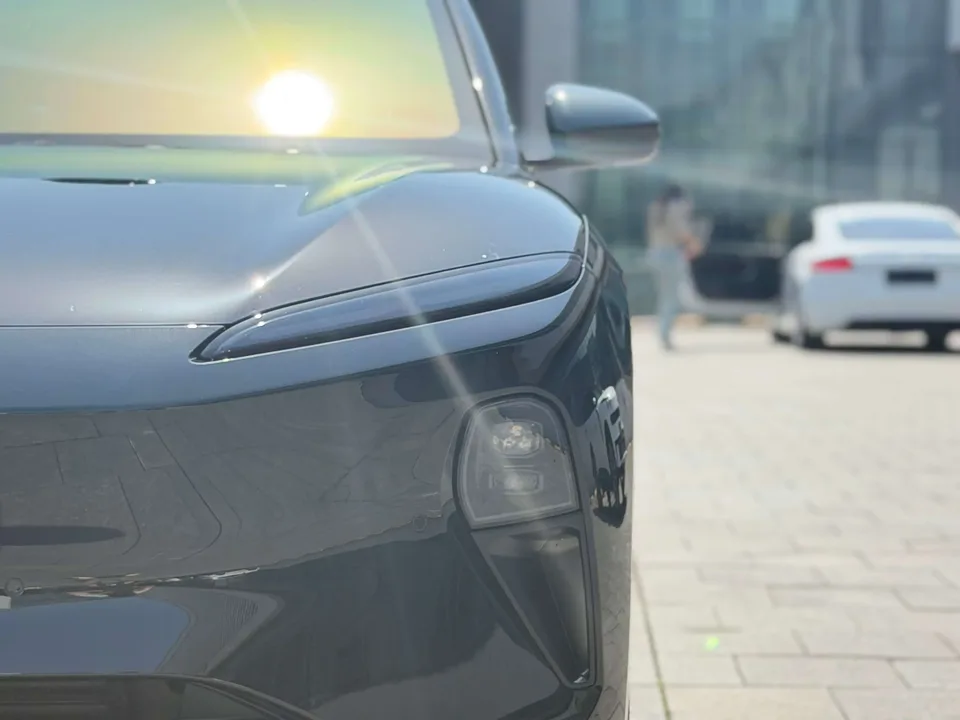 NIO ET5T NIO ET5T 2024 100kWh 2025 — thumbnail 3