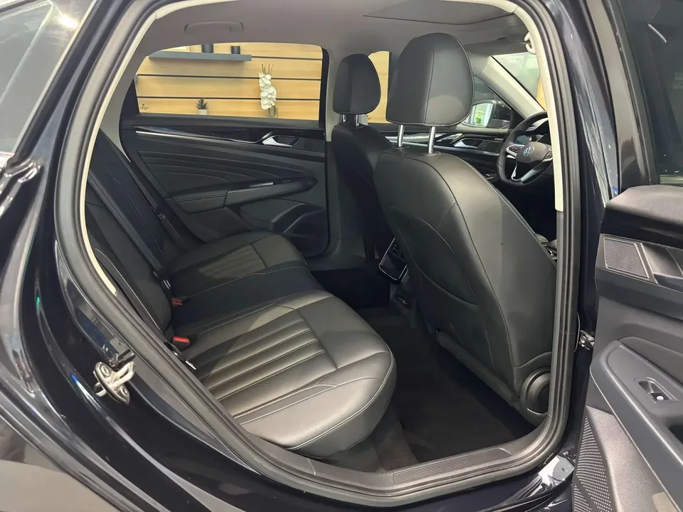 Volkswagen Passat Passat 2025 280TSI Business Edition 2025 — thumbnail 3