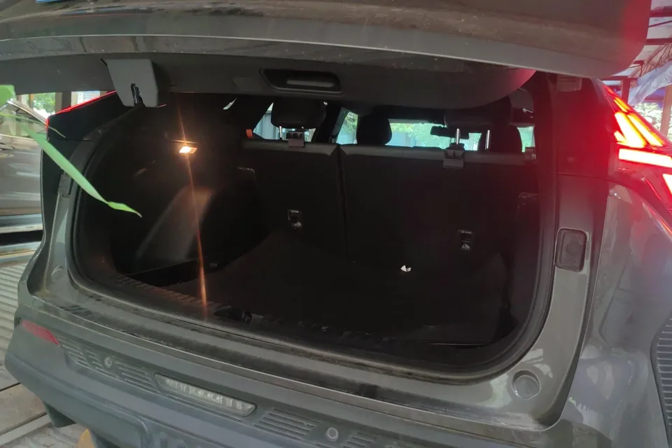 Geely Atlas Boyue 2024 1.5TD Dragon Edition 2024 — миниатюра 5