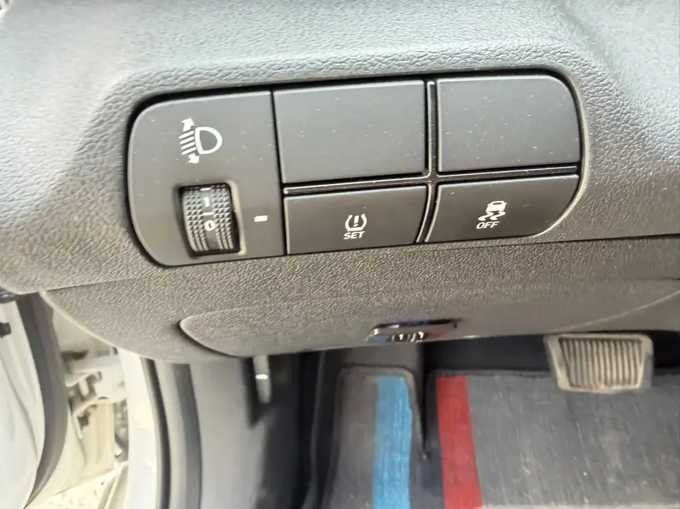 Hyundai Elantra Elantra 2022 1.5L CVT GLX Elite Edition 2023 — thumbnail 4