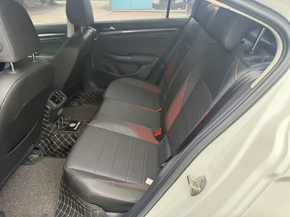 Volkswagen Bora Bora 2021 1.5L Automatic Comfort Smart Connection Edition 2022 — thumbnail 3