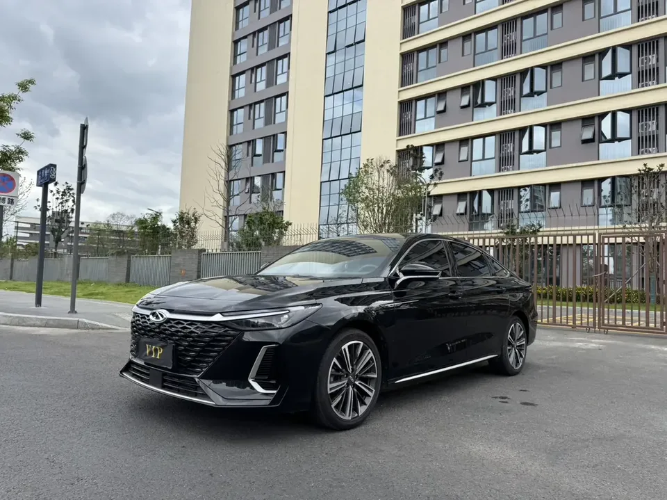 Chery Arrizo 8 Arrizo 8 2024 1.6TGDI DCT Intelligence 2024 — фото 1, купить с доставкой в Москву