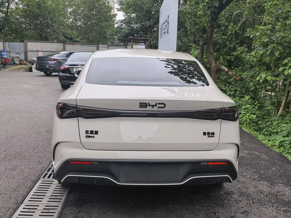 BYD Seal 06DM Seal 06DM 2024 DM-i 80KM Deluxe 2024 — thumbnail 2