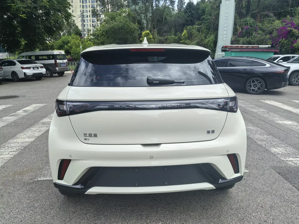 BYD Dolphin dolphin 2024 Glory Edition 420km Freedom Edition 2024 — thumbnail 2
