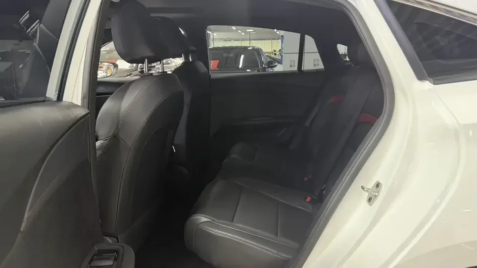 MG 5 MG5 2025 300TGI Global Flagship Edition 2024 — миниатюра 3