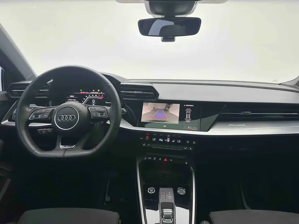 Audi A3 Audi A3 2024 Sportback 35 TFSI Luxury Sports 2023 — thumbnail 4